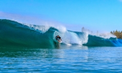 Backside barrels on Dee Why Beach 4